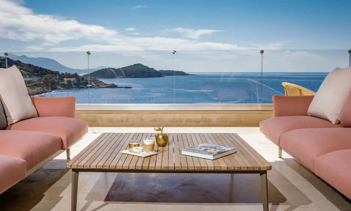 Fă-ți bagajele și bucură-te de 10% reducere la camere și 15% reducere la apartamente