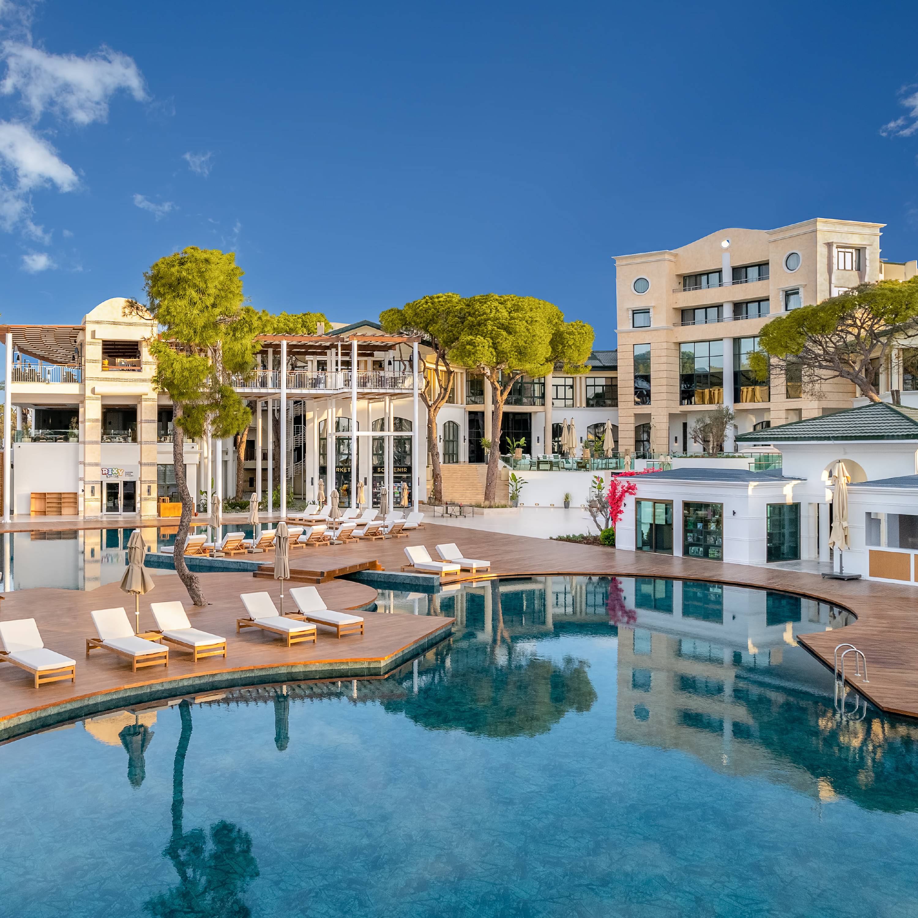 Experimentați vacanța de lux