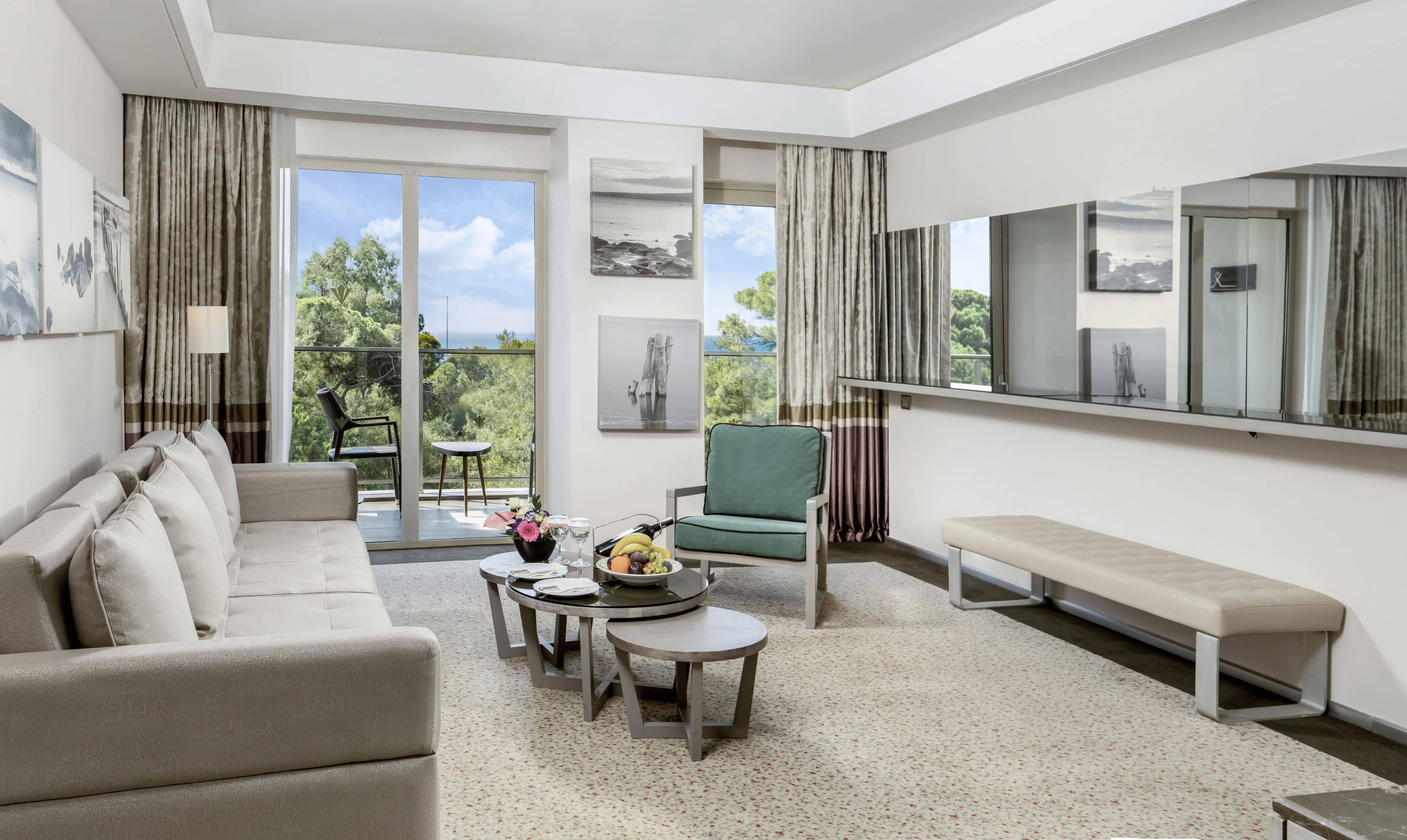 Deluxe Suite, Sea View