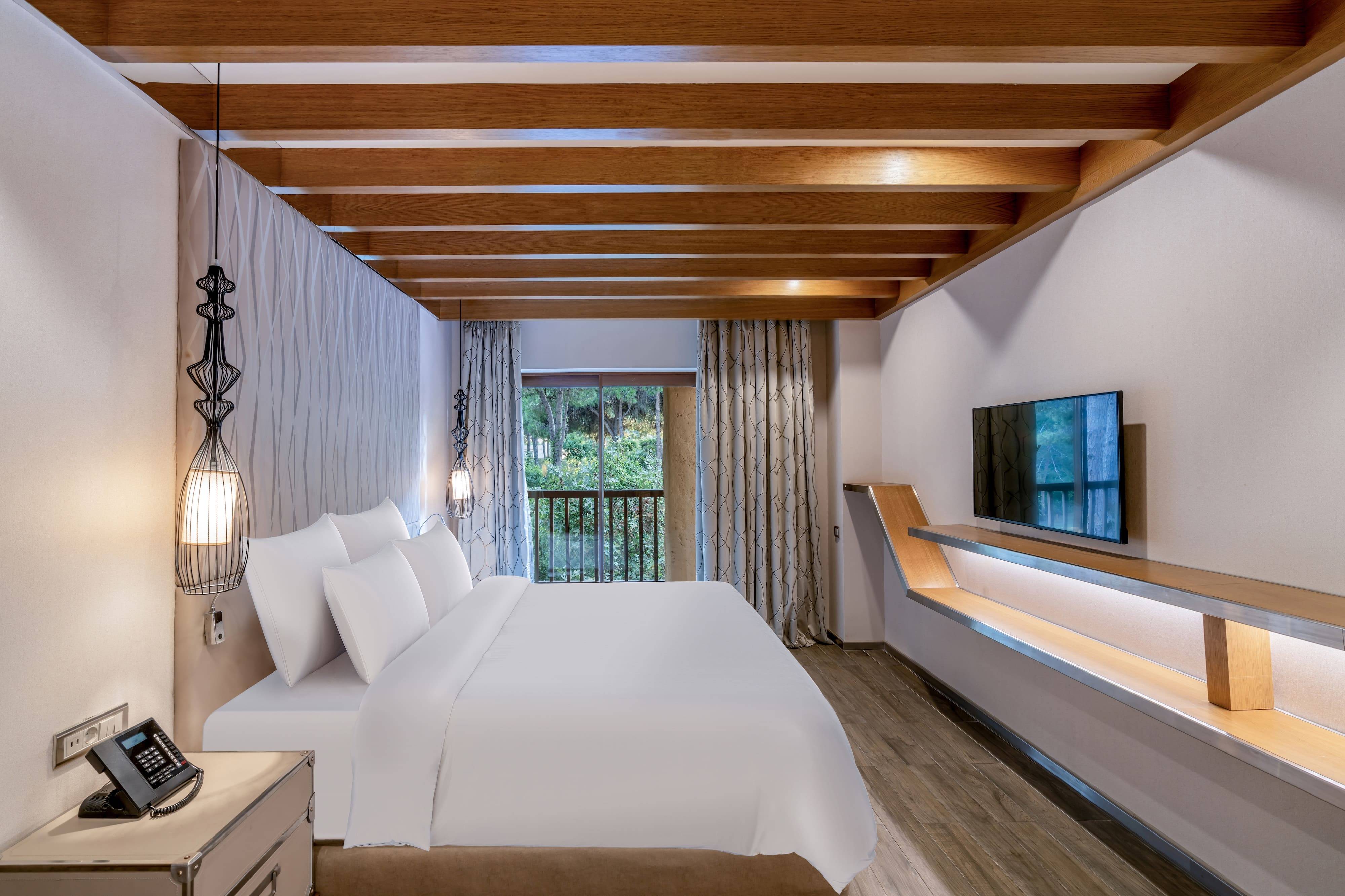 Legendary Suite Garden View