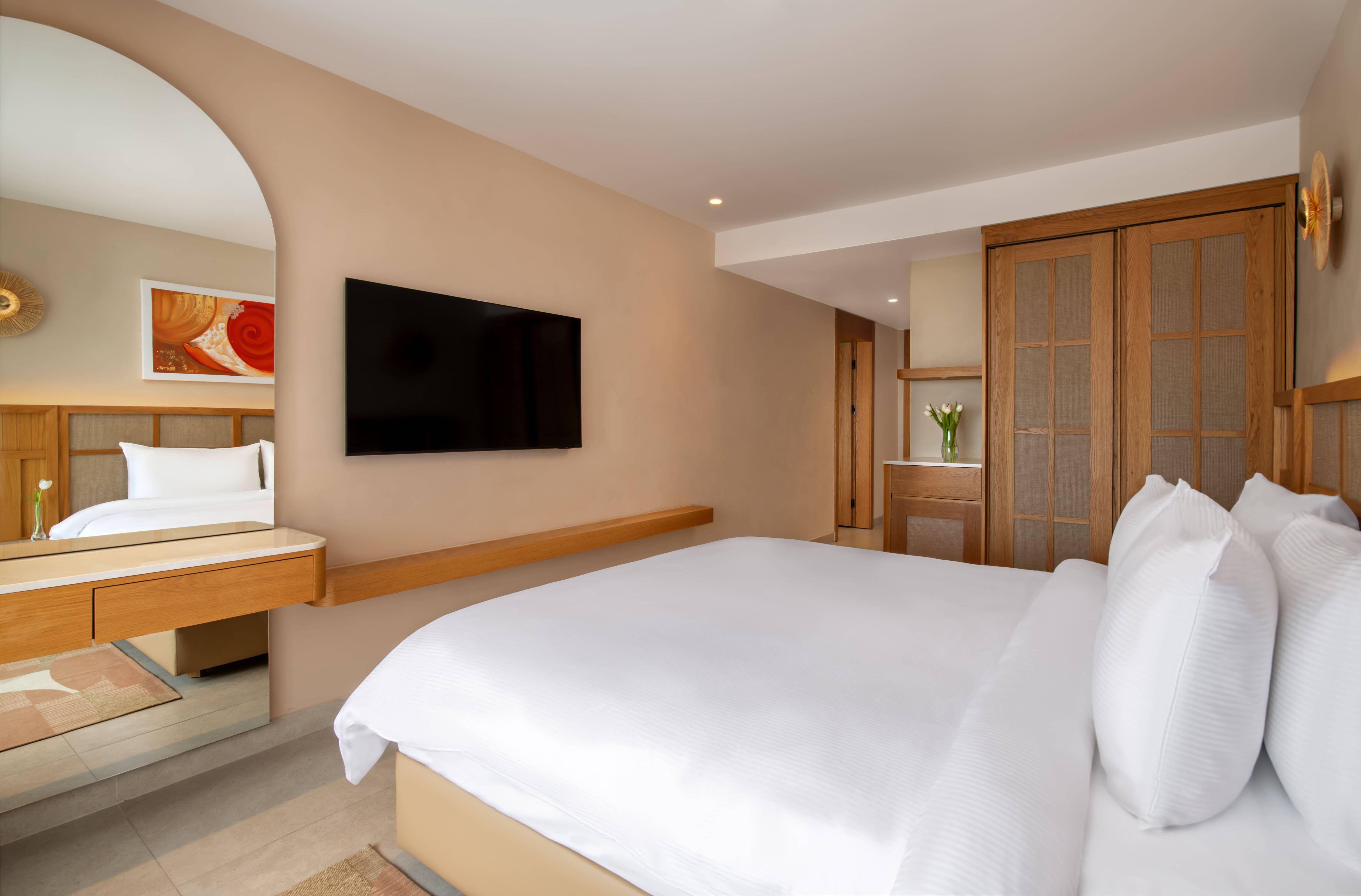 Deluxe Family Suite Sea View