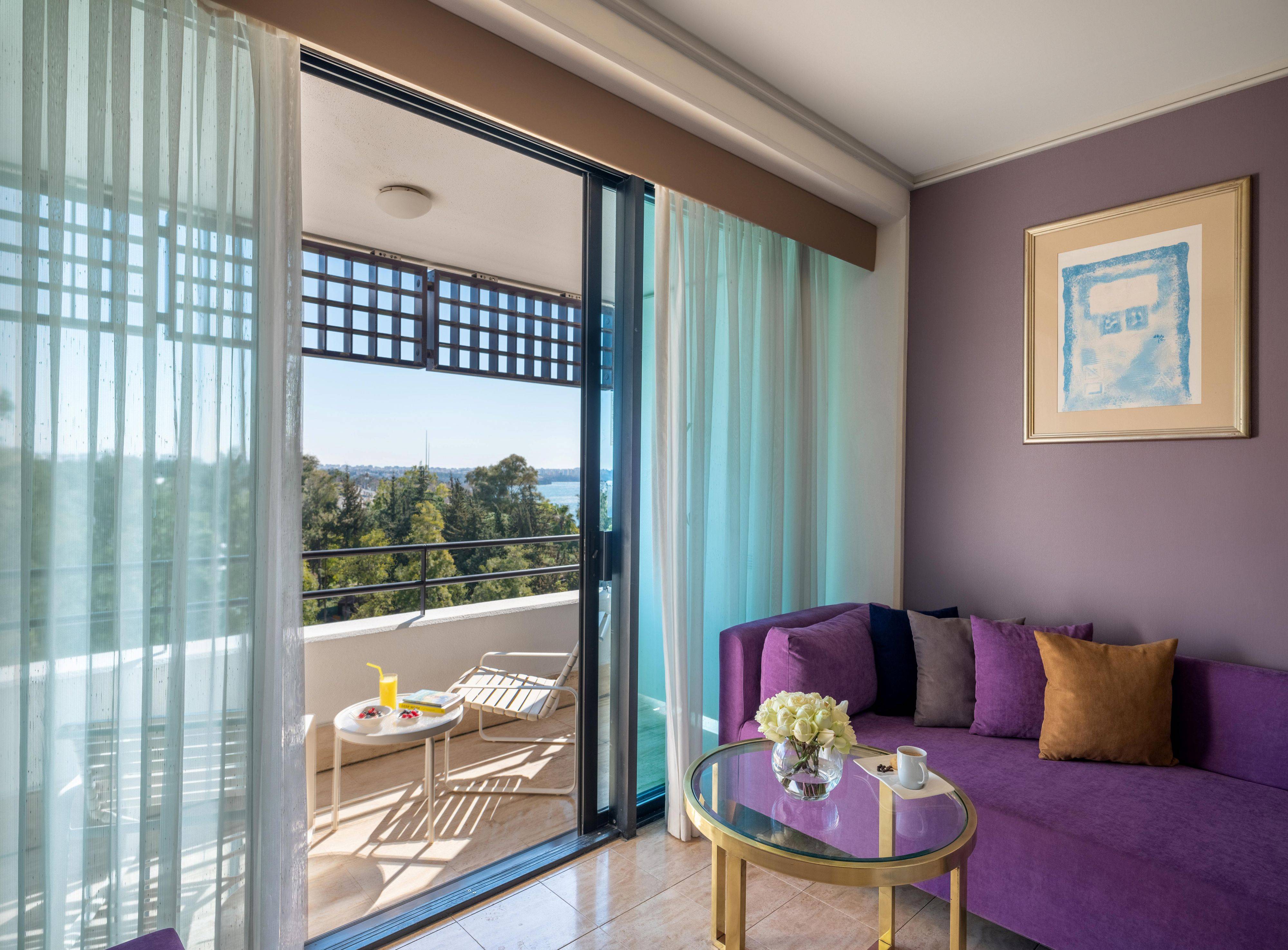 Udoban krevet s pogledom na more za jednu osobu