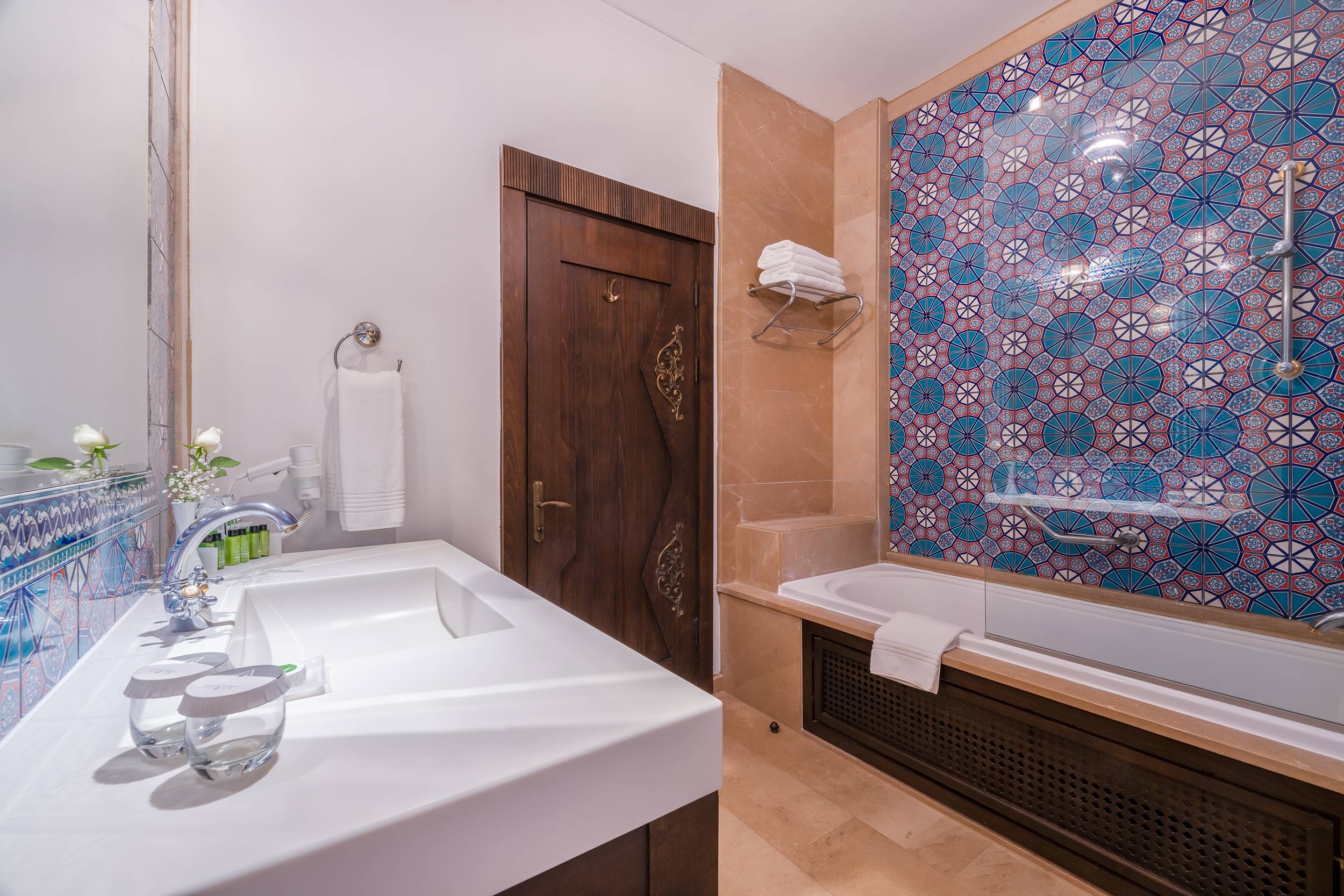 Comfort Club Room