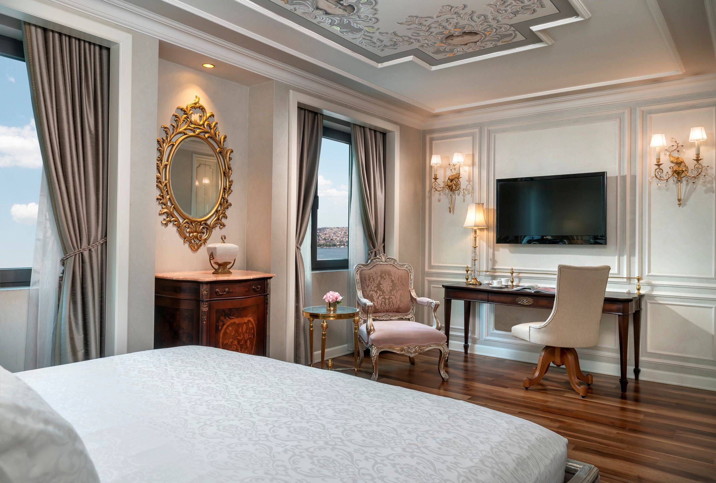 Junior Suite, Алтын мүйіз көрінісі