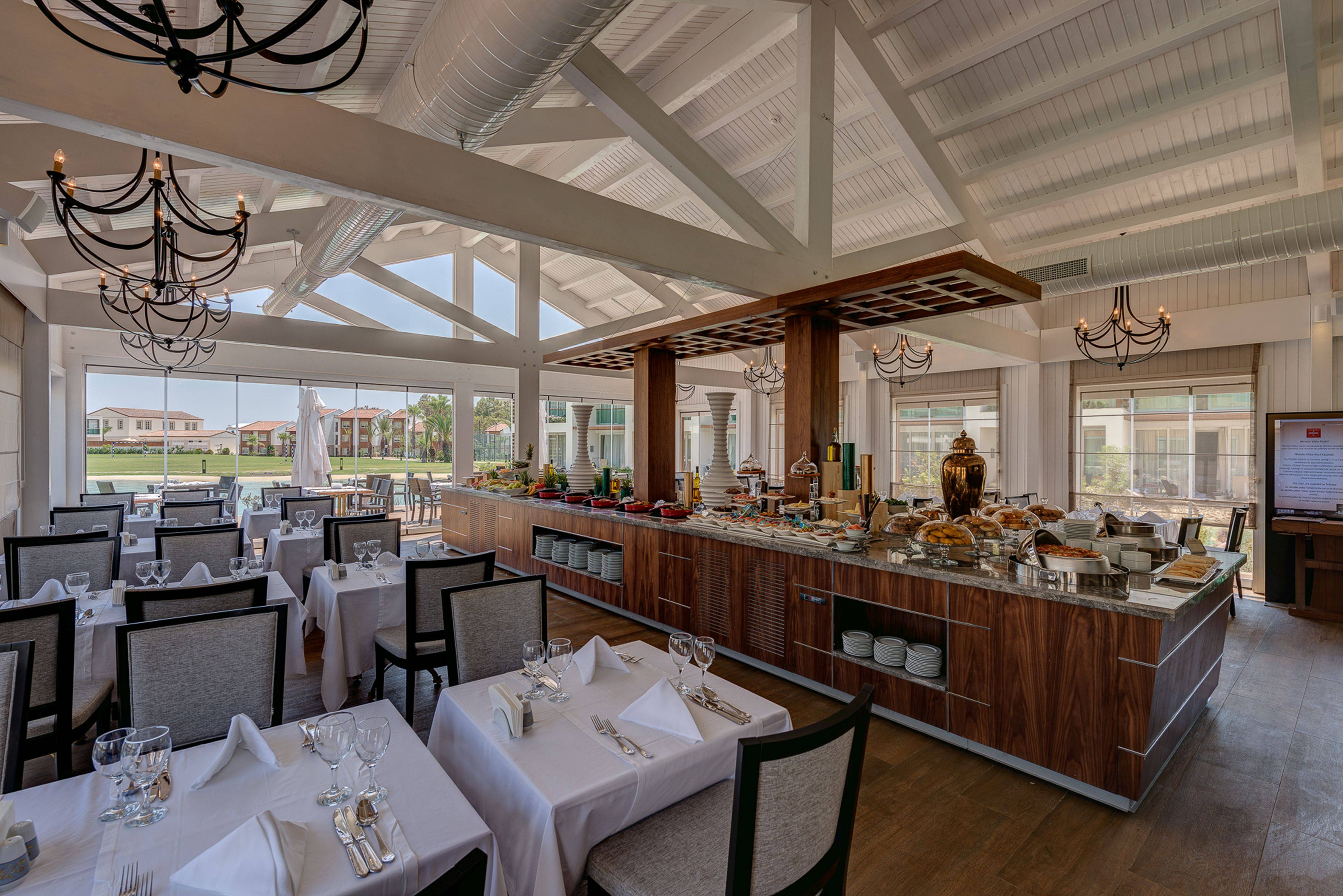 бассейндік вилла бар