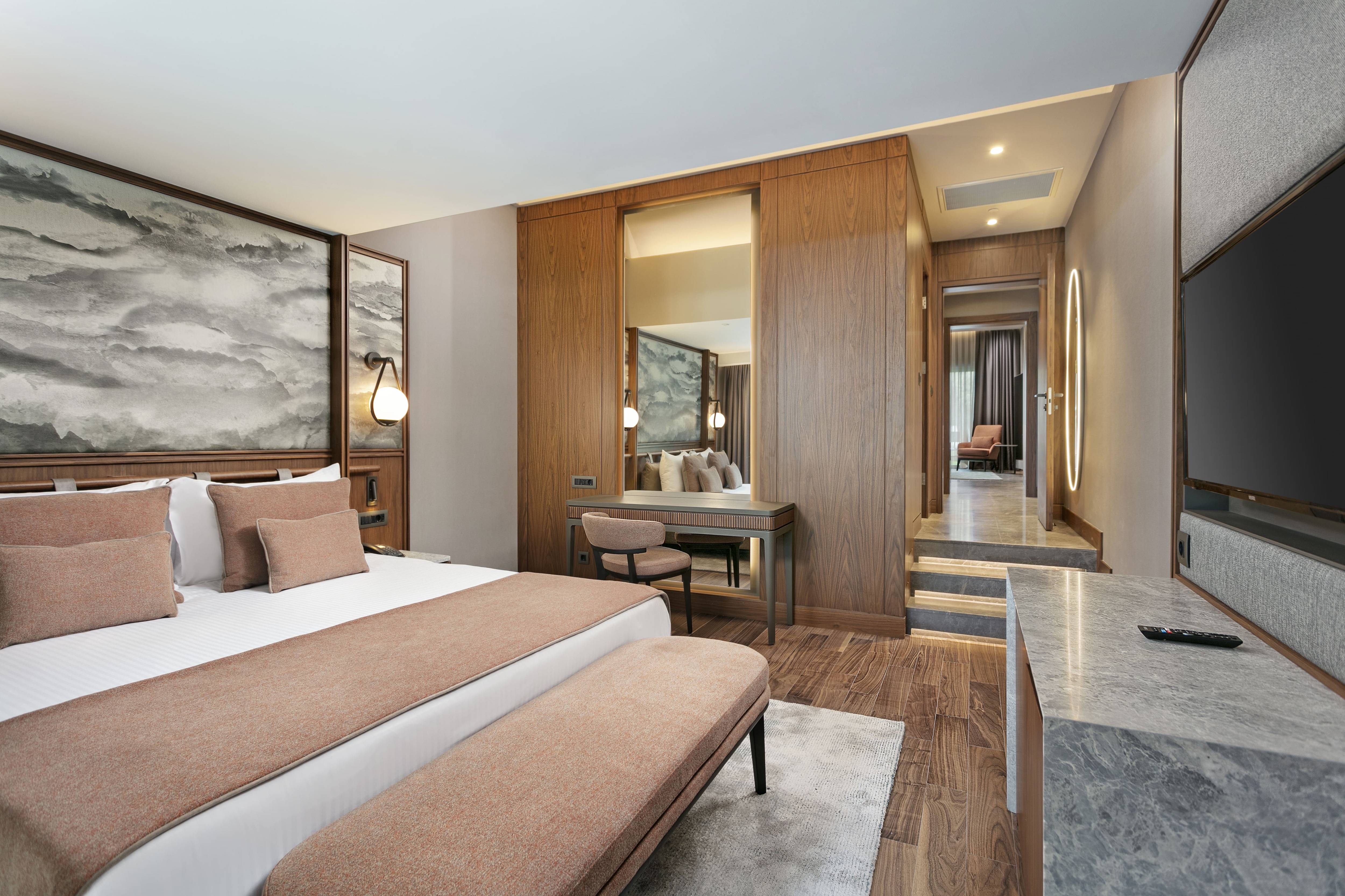 Marine Suite