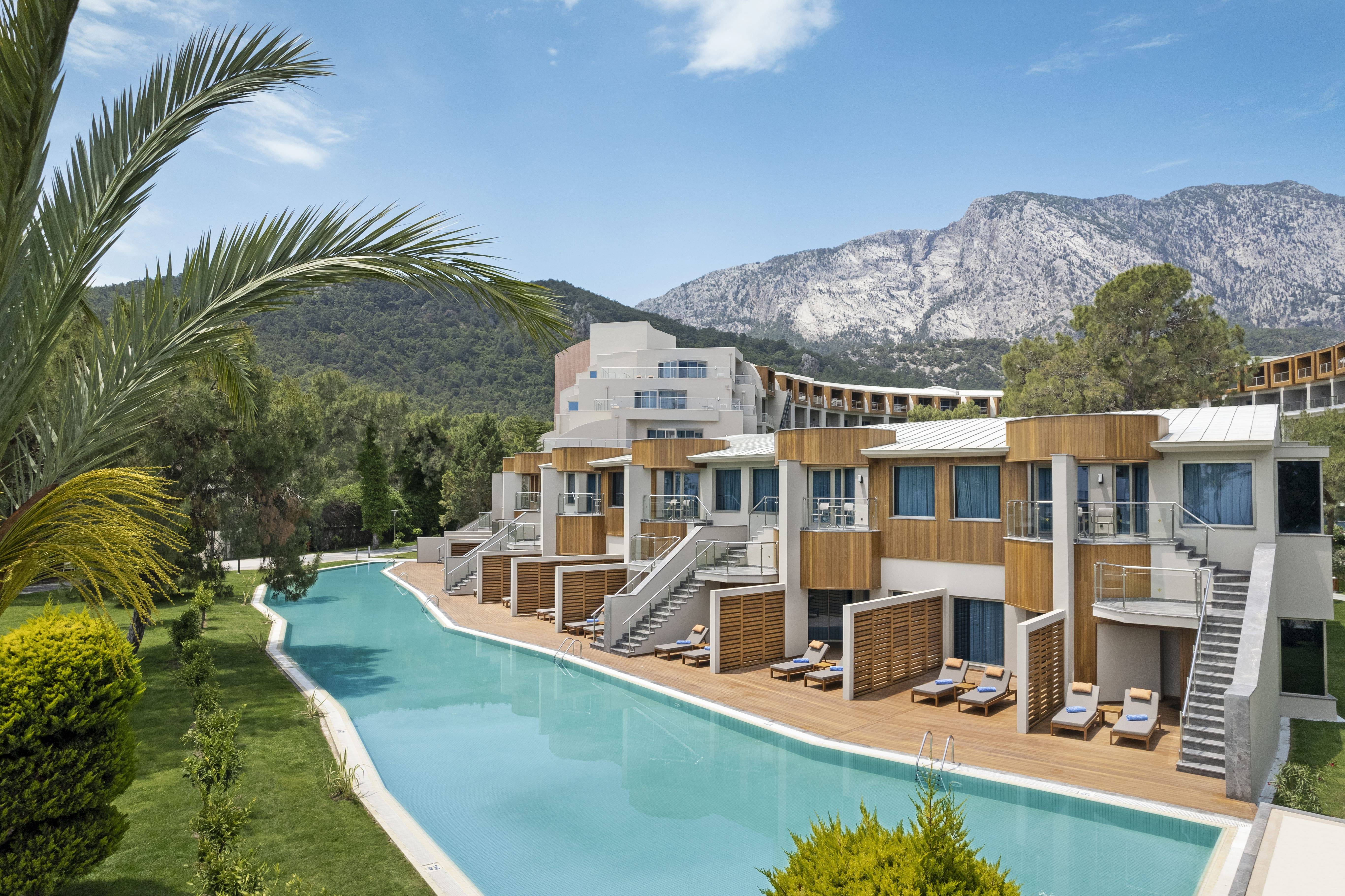 Marine Pool House