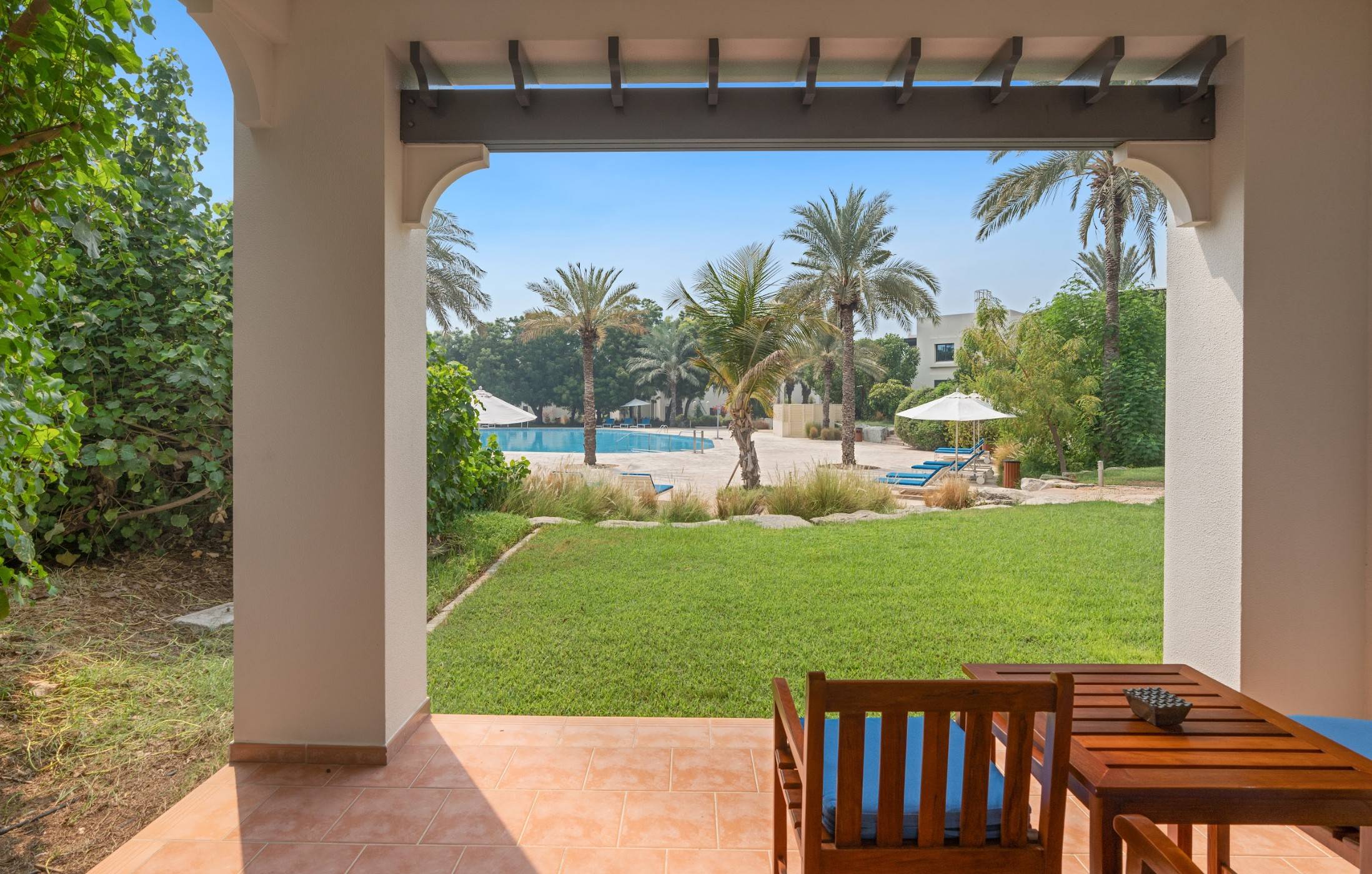 ஃபாம்ப்வி2