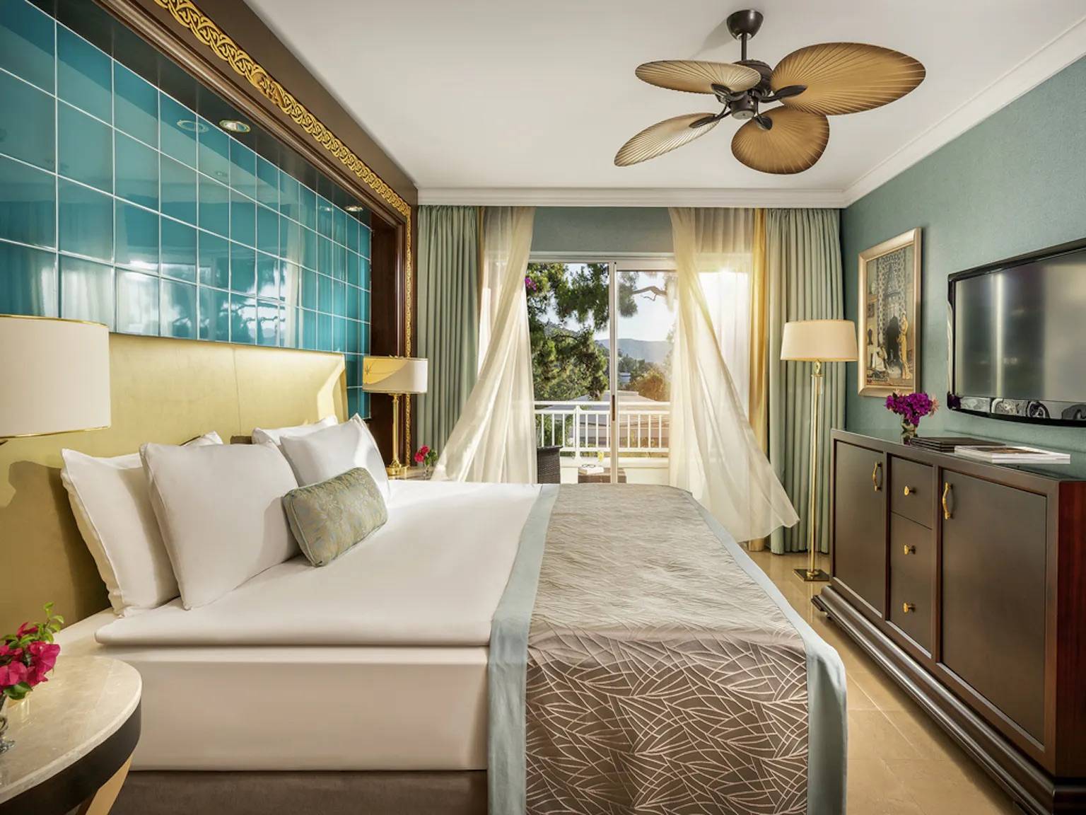 Deluxe Suite, Garden View