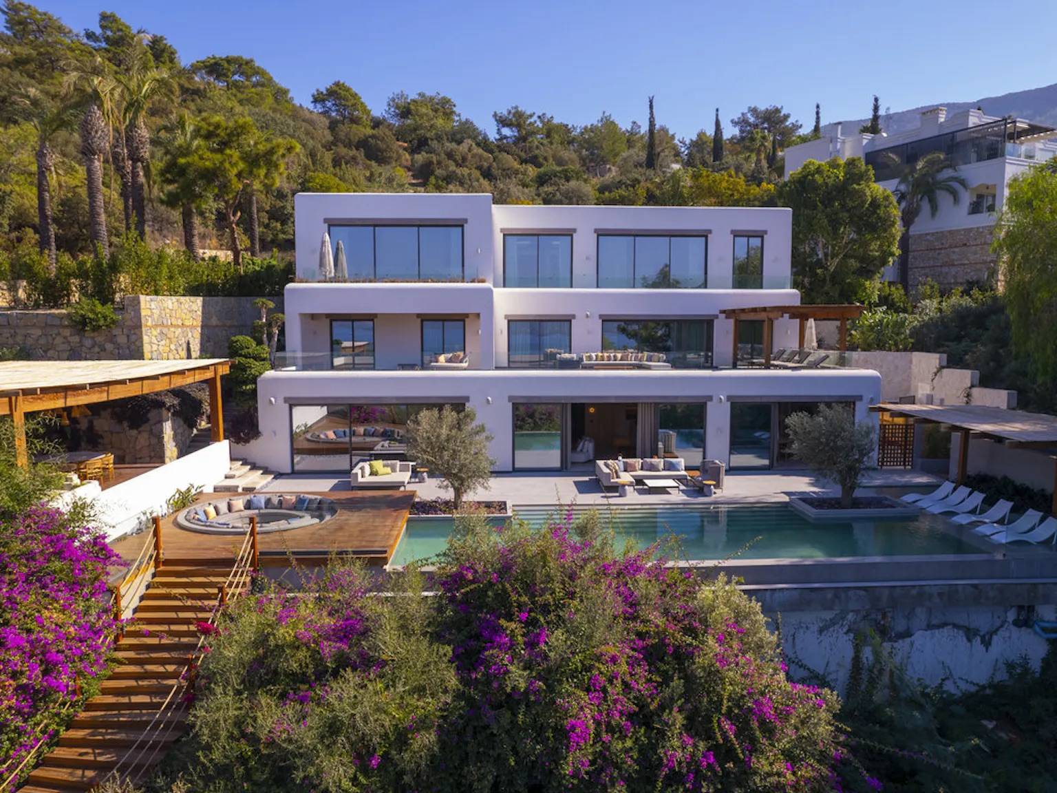 Diamond Villa