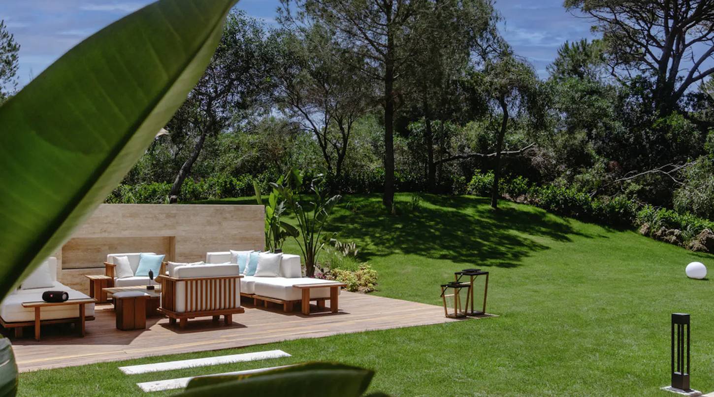 हेलेन निवास