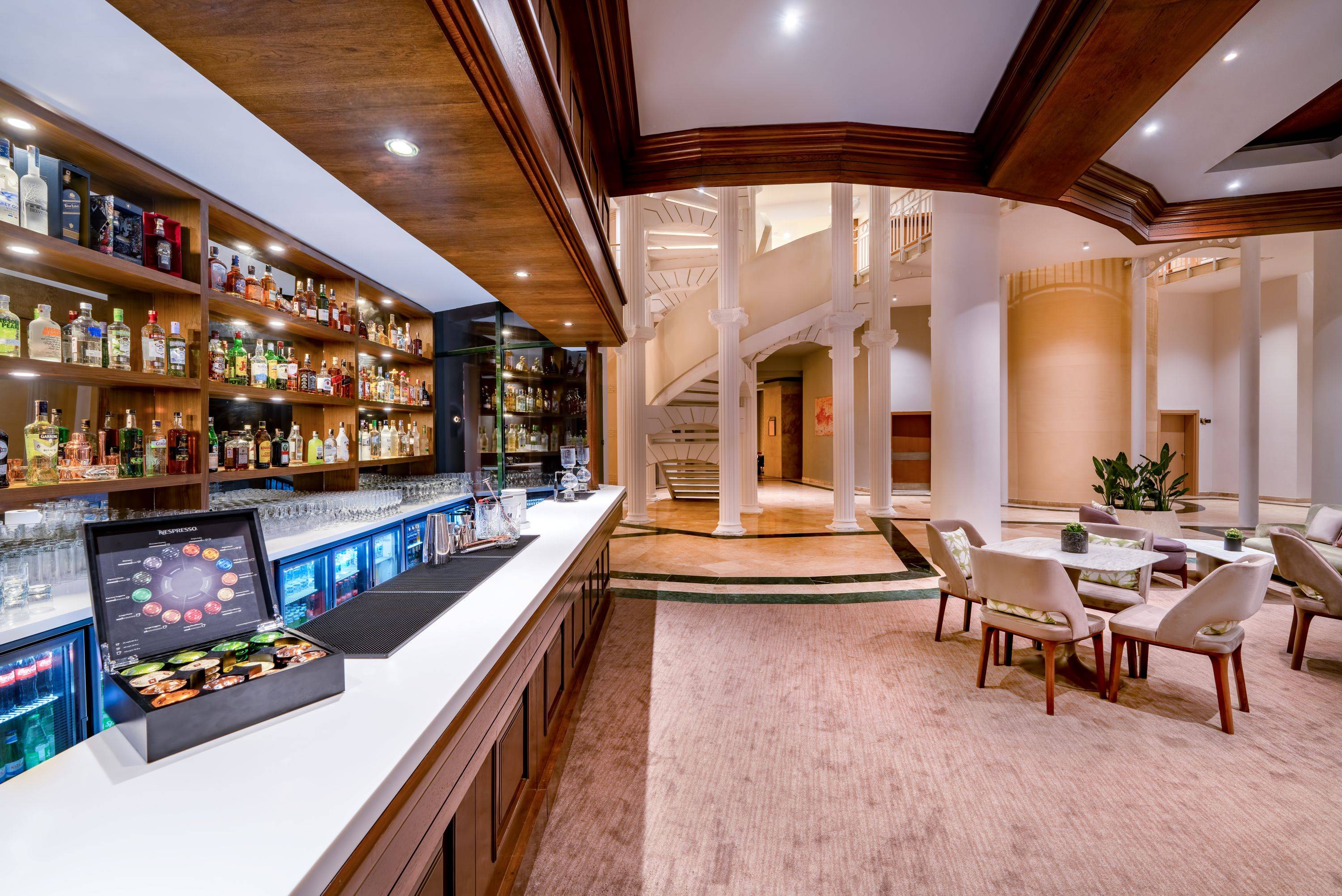 Lobby Bar