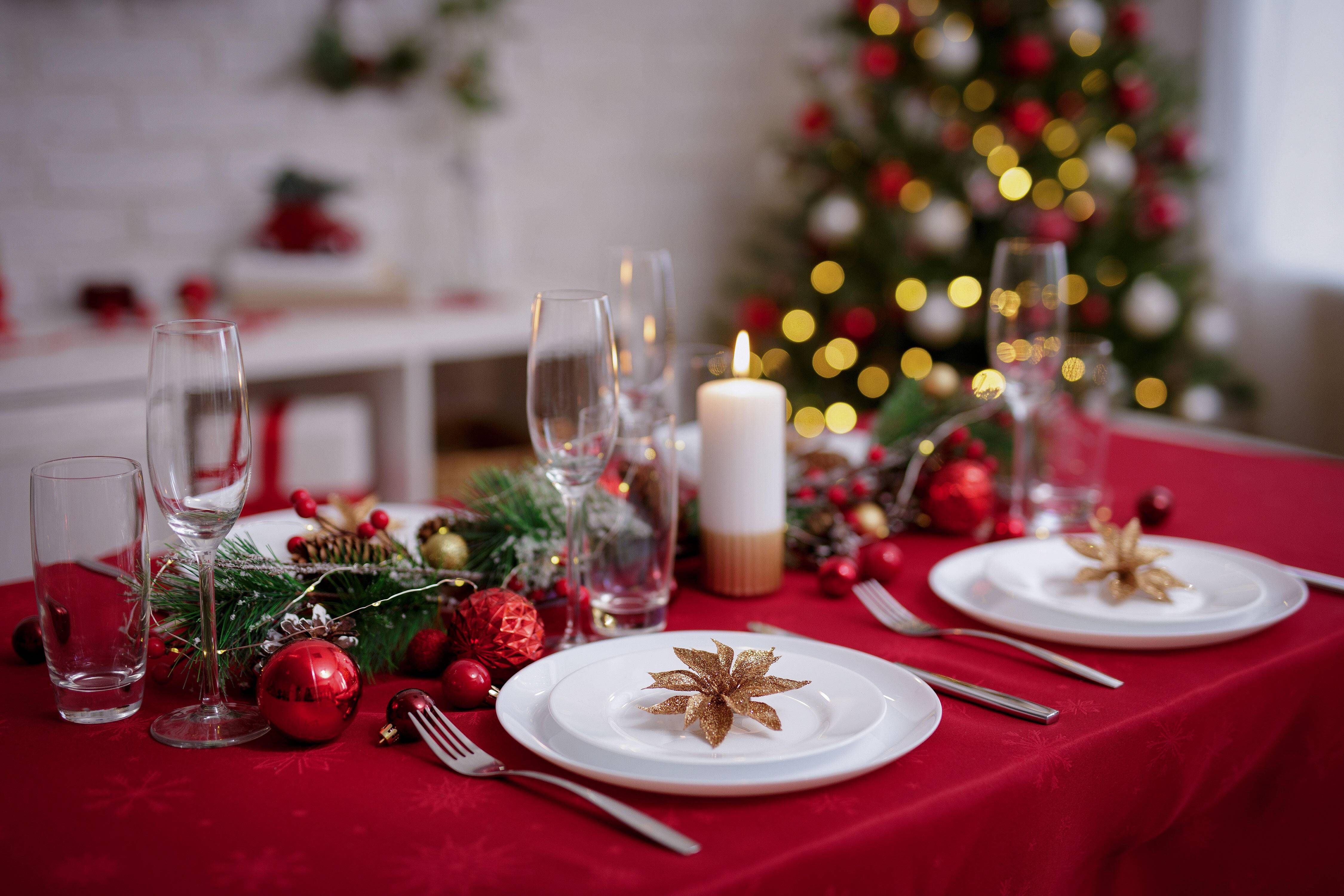 Christmas Table Setting
