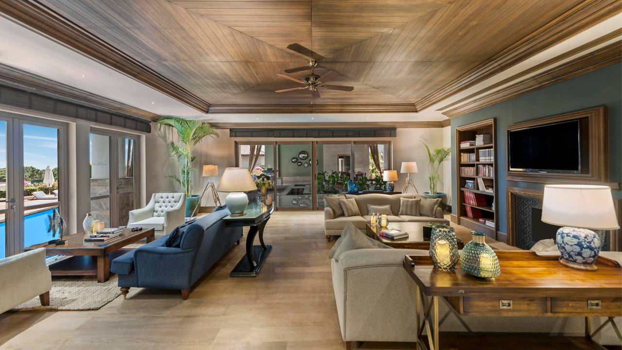 Pryamus Residence