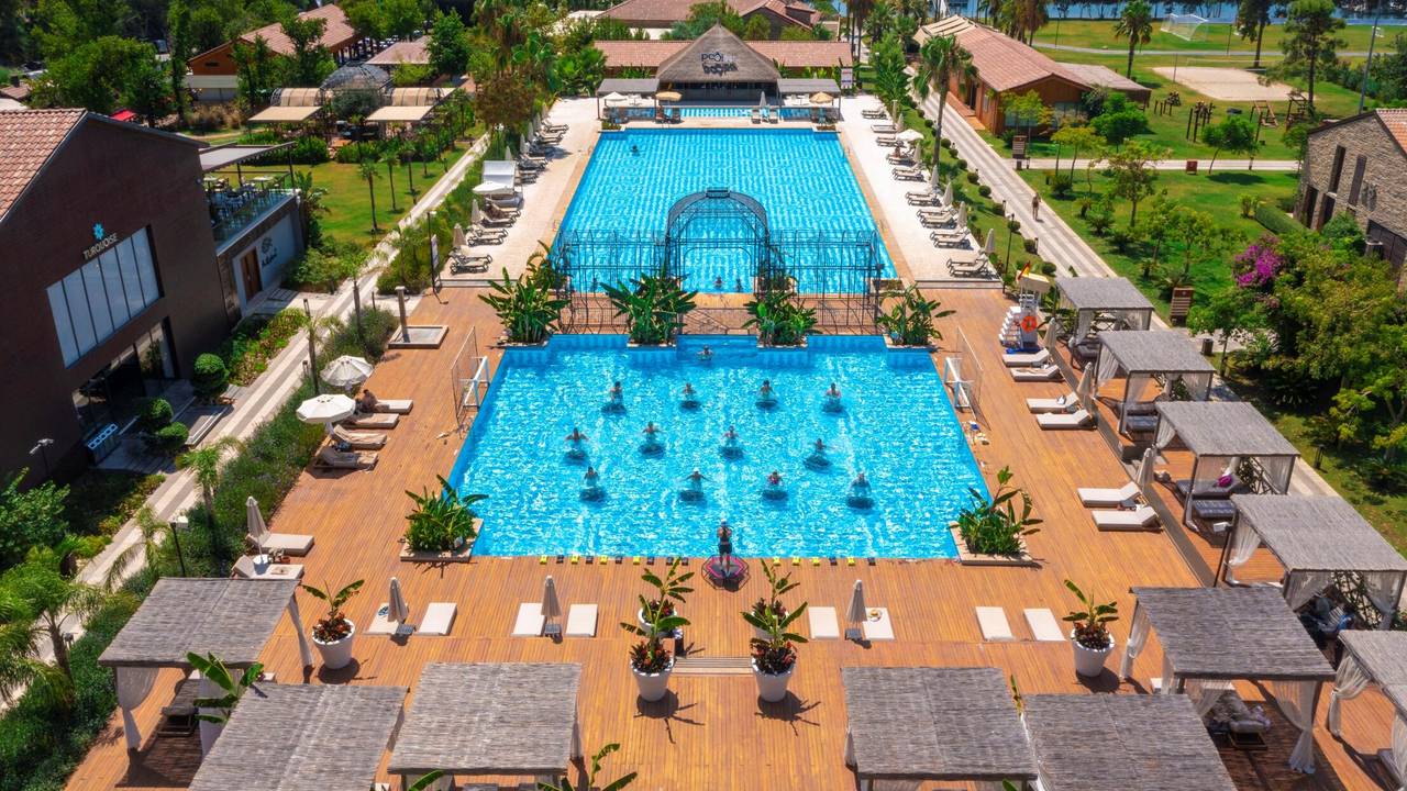 Exclusive Sports Club