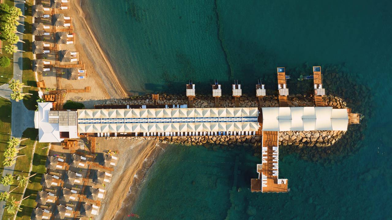 Diamond Pier