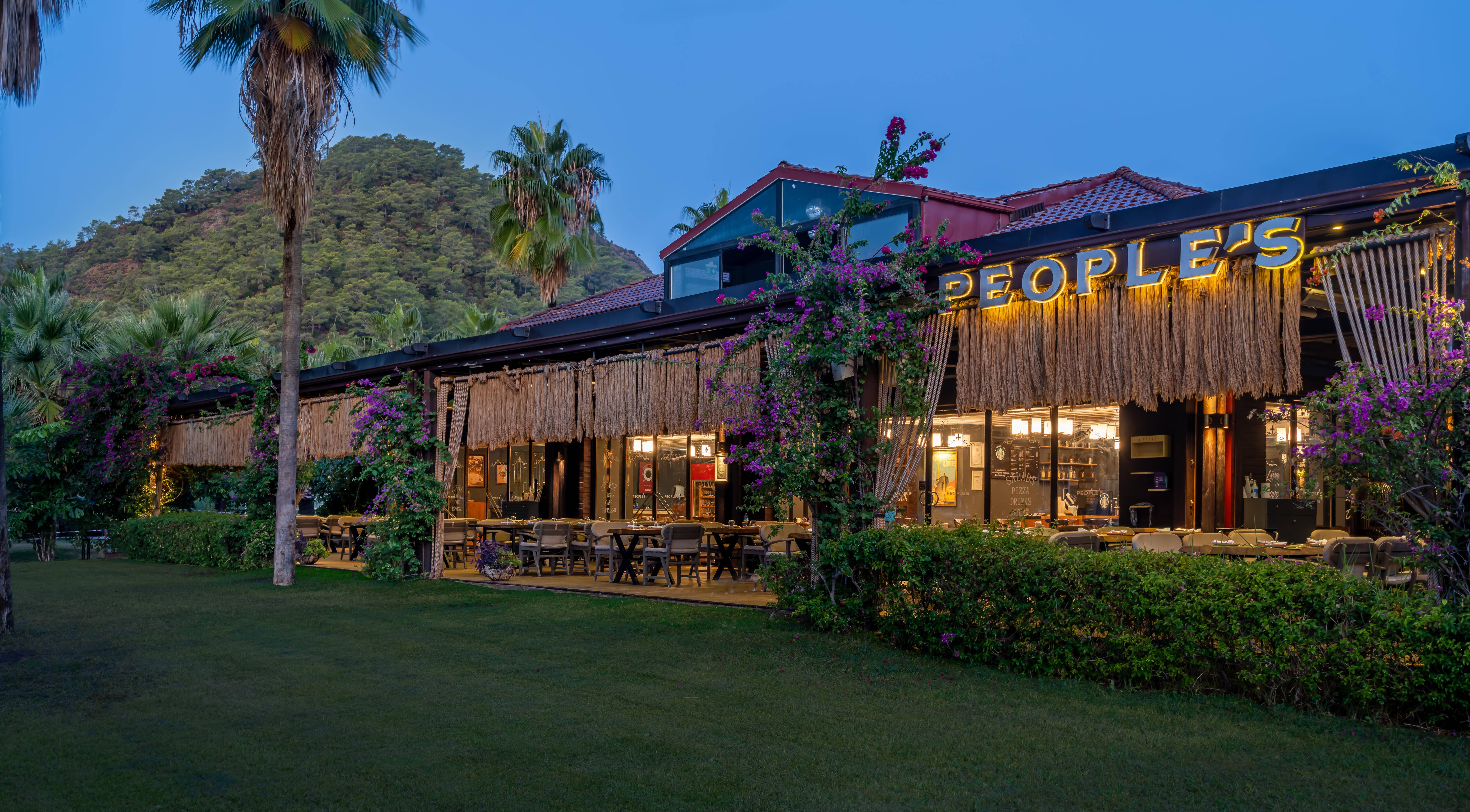 People's - Rixos Premium Göcek