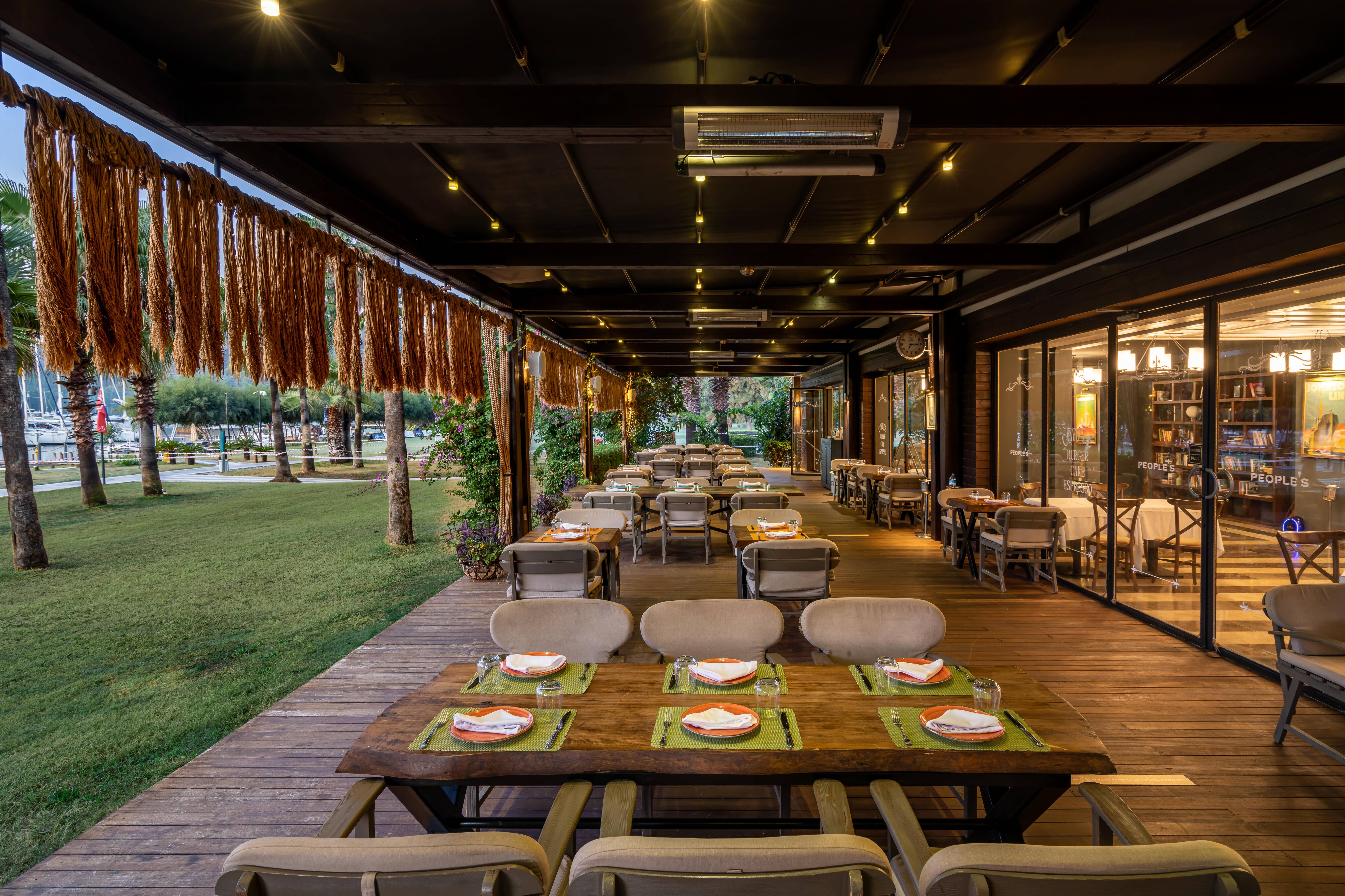 People's - Rixos Premium Göcek