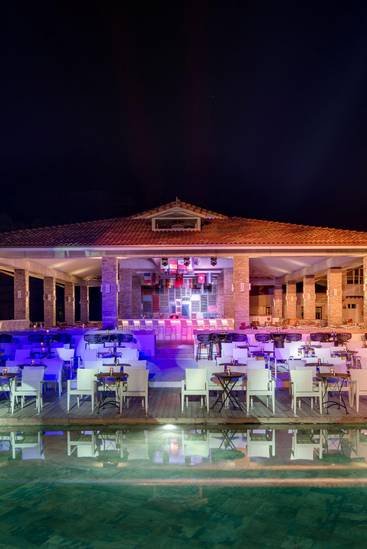 Lotus Bar
